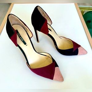 Suede heels, great for dressing up any outfit, with a burgundy touch, 2024 color